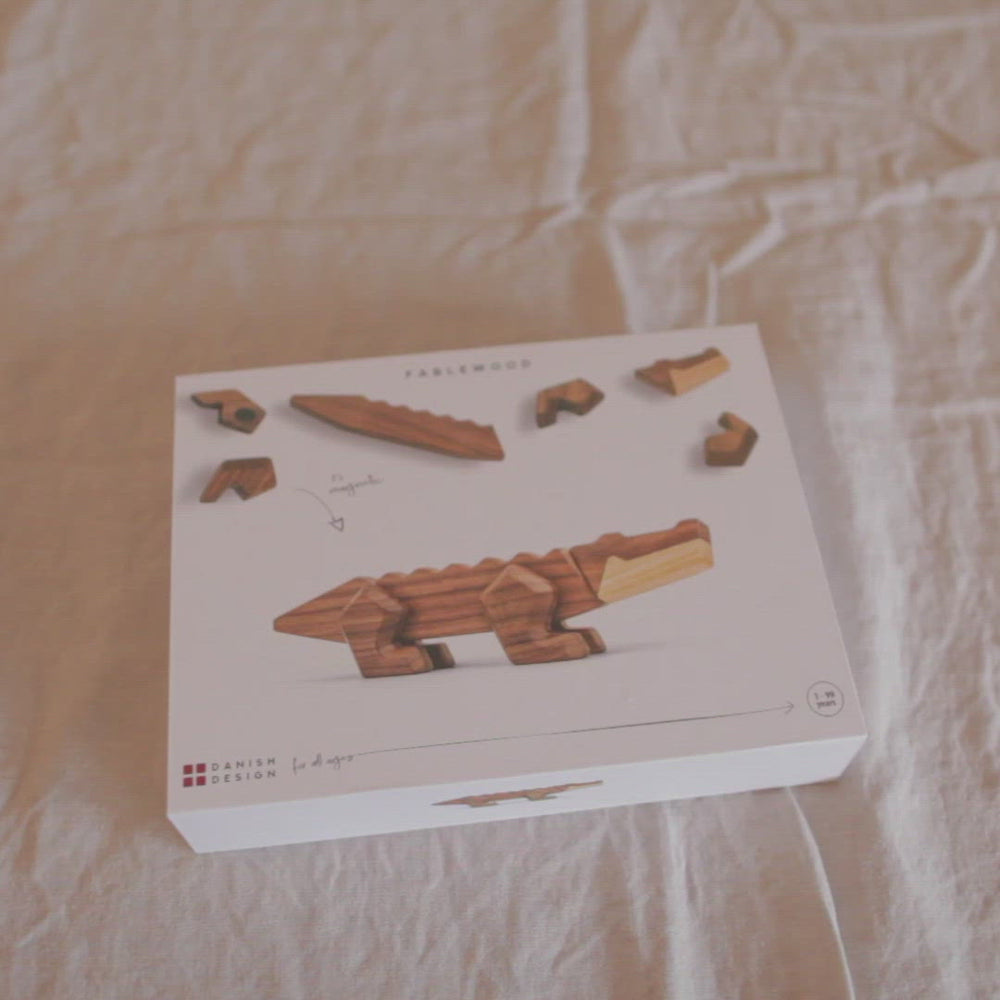 
                  
                    Indlæs og afspil video i galleri-fremviseren, Stor Krokodille
                  
                