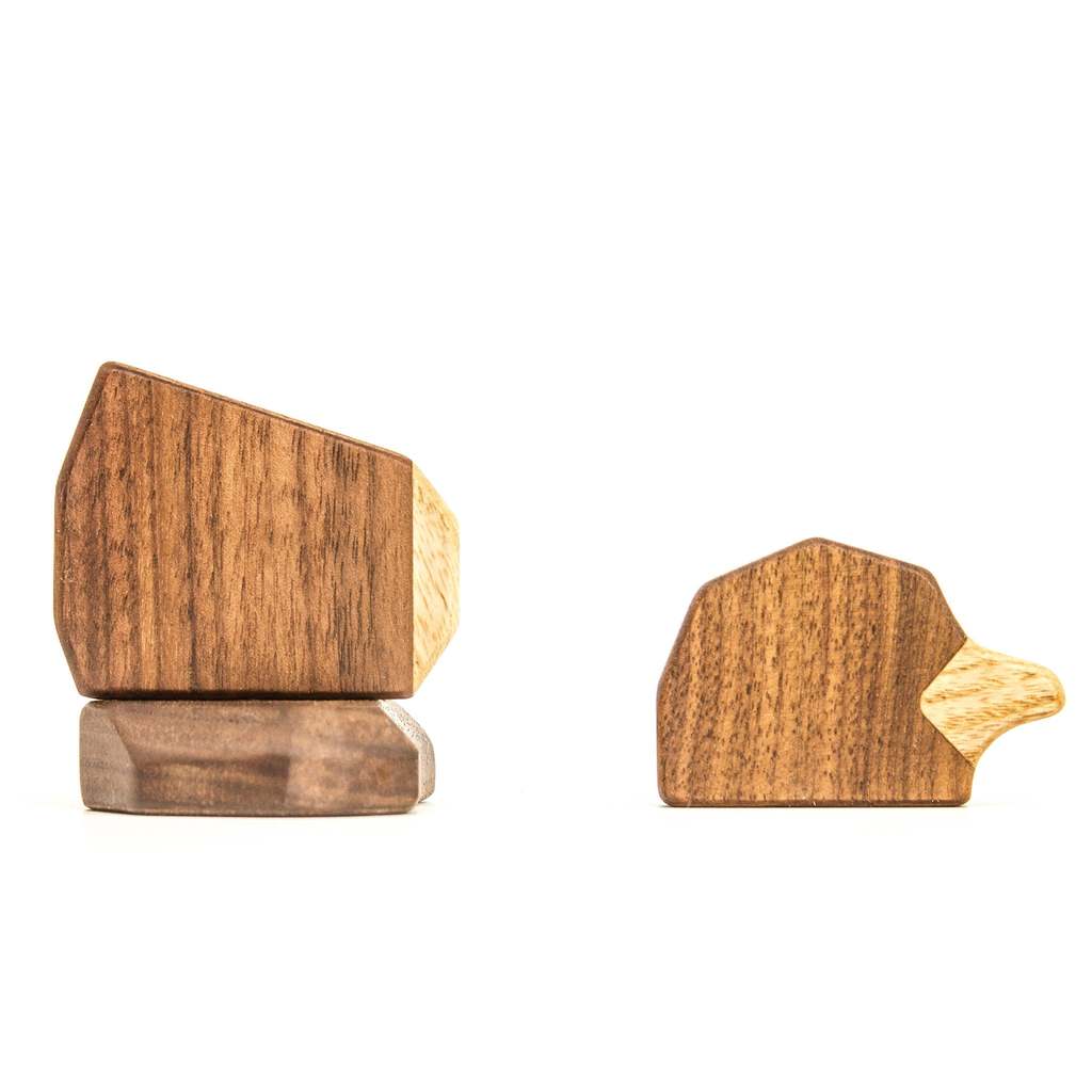 
                  
                    Den lille pingvinunge i flere dele
                  
                